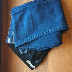 Size 29 Levi's skinny jeans bundle